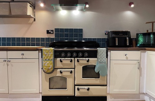 Dalbury Lees House | 16th Century Water Mill, Sleeps 20, perfect for a family or friends get together
