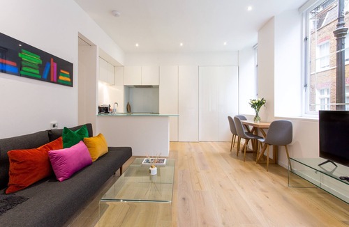 Mayfair Apartment | 2 Bed 2 Bath Apartment Off Regent Street