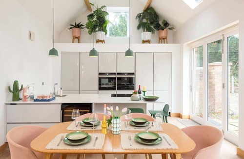 Grimley House | 2 Bed Converted Barn