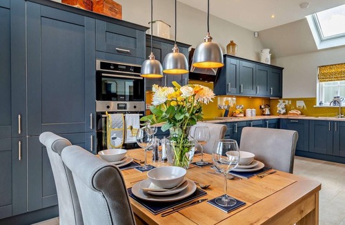 Auchterarder Cottage | 2 Bed in Auchterarder (oc-94546)