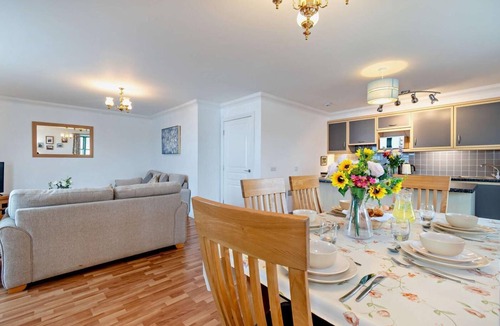 Little Haven Apartment | 2 Bed in Broad Haven (oc-s28021)