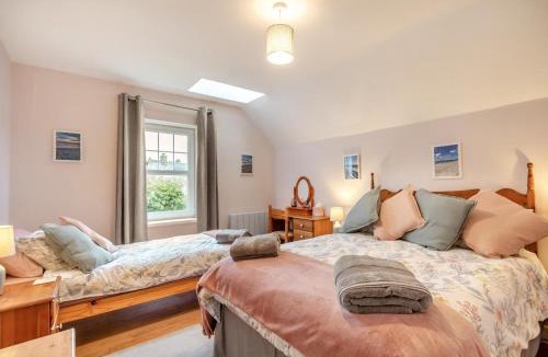 Little Haven House | 2 Bed in Broad Haven oc-h33632