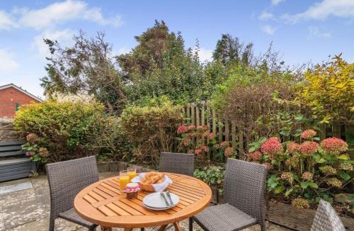 Little Haven House | 2 Bed in Broad Haven oc-h33632