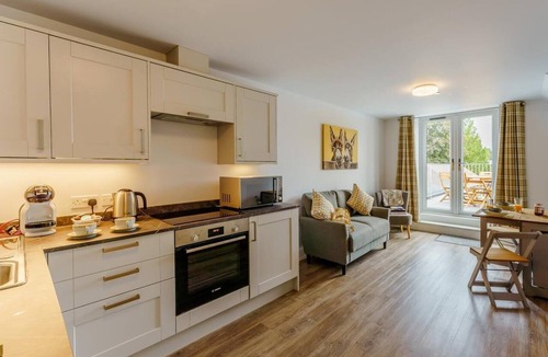 New Forest District Apartment | 2 Bed in Brockenhurst (oc-78729)