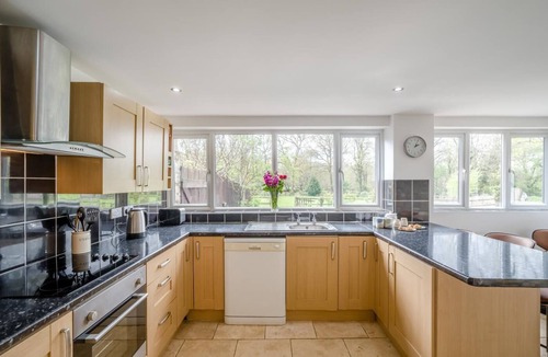 Peterston-Super-Ely Cottage | 2 Bed in Cardiff (oc-45378)