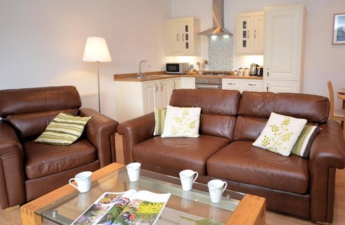 Bishop Sutton House | 2 Bed in Chew Magna (oc-chela)