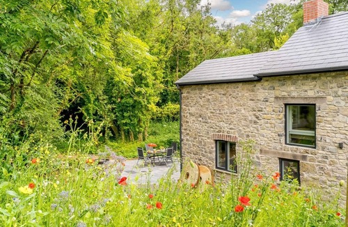 Cowbridge Cottage | 2 Bed in Cowbridge (oc-88000)