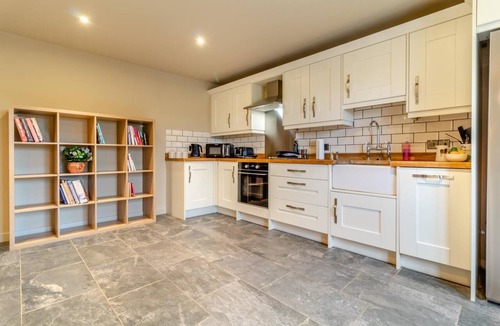 Halesworth Cottage | 2 Bed in Heveningham (oc-w29035)