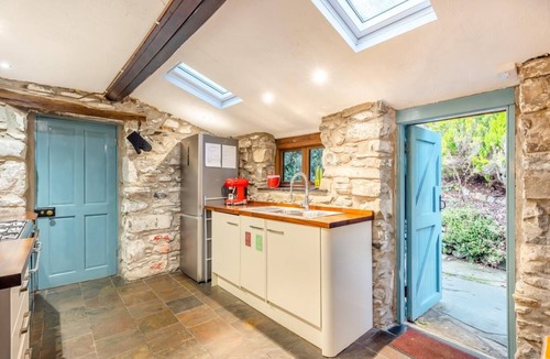 Dolgellau Cottage | 2 Bed in Islawrdref (oc-c30140)