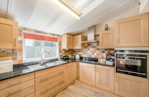 Middlezoy Cottage | 2 Bed in Middlezoy (oc-s33601)