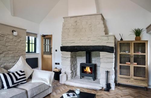 Pont-ar-gothi House | 2 Bed in Nantgaredig oc-t34635