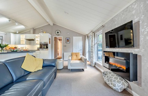 Narberth Ski Chalet | 2 Bed in Narberth (oc-s28094)