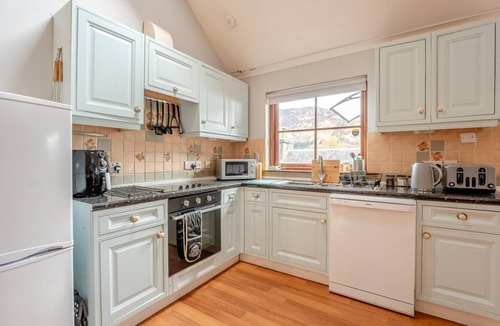 St Fillans Ski Chalet | 2 Bed in St. Fillans (oc-a40242)