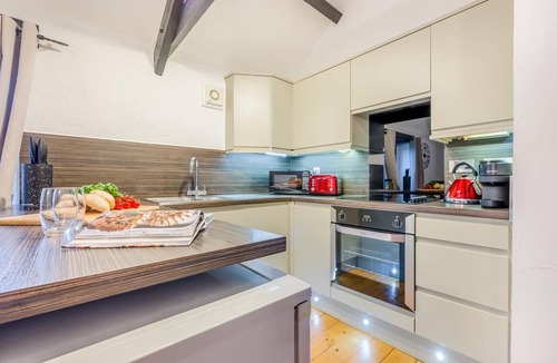 Wainhouse Corner Cottage | 2 Bed in St. Gennys (oc-o34630)