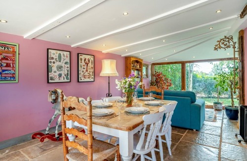 Muchelney Cottage | 2 Bed in Thorney (oc-r32363)