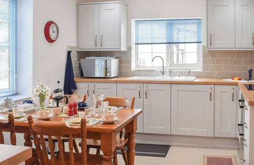 Llansantffraed Cottage | 2 bedroom accommodation in Llansantffraed, near Aberaeron