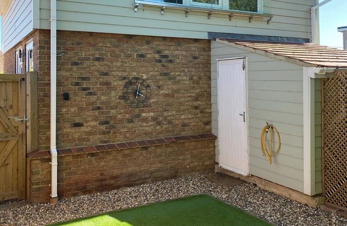 St Lawrence Cottage | 2 bedroom accommodation in St. Lawrence, near Burnham-on-Crouch