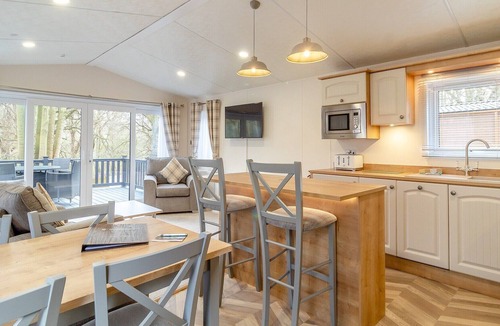 Woolverstone Cabin | 2 bedroom accommodation in Woolverstone, Ipswich