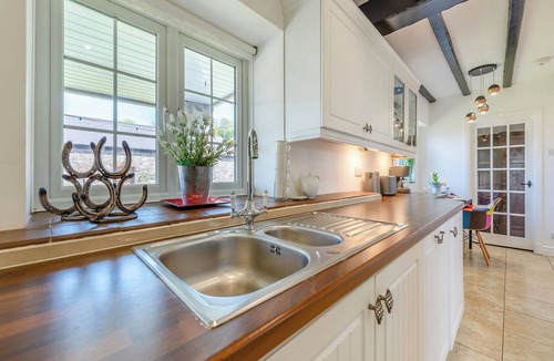 Ferryside Cottage | 2 bedroom accommodation in Ferryside, near Carmarthen