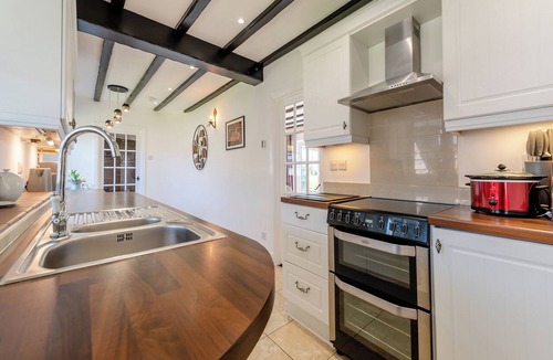 Ferryside Cottage | 2 bedroom accommodation in Ferryside, near Carmarthen