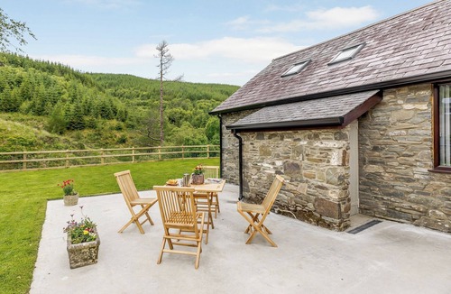Tregaron Cottage | 2 bedroom accommodation in Llandewi Brefi, near Tregaron