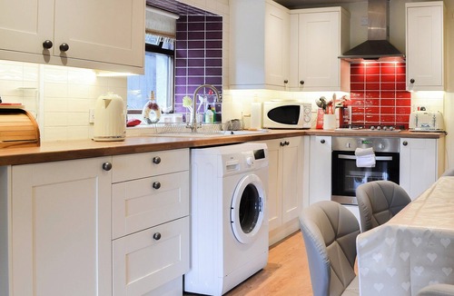 Bangor Cottage | 2 bedroom accommodation in Llandygai, near Bangor