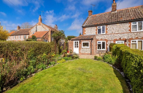 Aldborough Cottage | 2 bedroom accommodation in Gresham