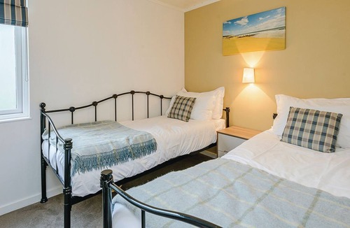 Ryde Cabin | 2 bedroom accommodation in Wootton, Nr Cowes