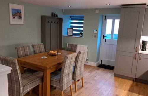 Norton Sub Hamdon House | 2 Bedroom Barn Conversion in Bower Hinton, Somerset.