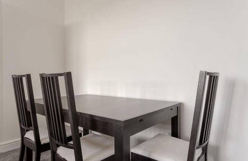 Brondesbury Apartment | 2 Bedroom Kilburn Flat