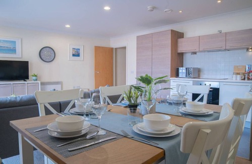 Birmingham City Centre Apartment | 2 Beds & 2 Baths Flat & by the O2 academy