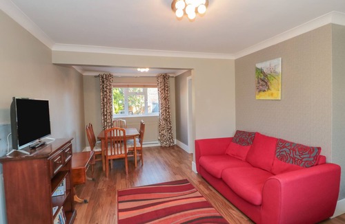 Woodlands Cottage | 2 GREEN CLOSE, pet friendly, character holiday cottage in Lyndhurst