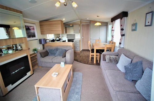 Lydstep House | 295 Caldey View