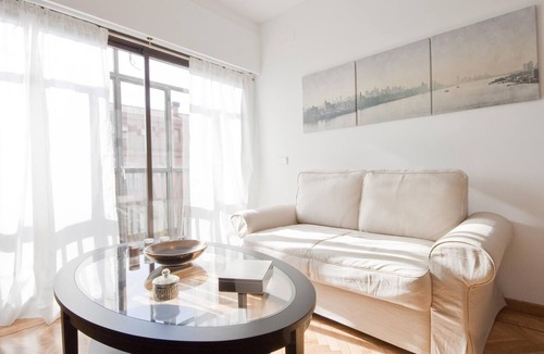 Barrio de La Latina Apartment | 3 bdm, bright, elevator in old Madrid