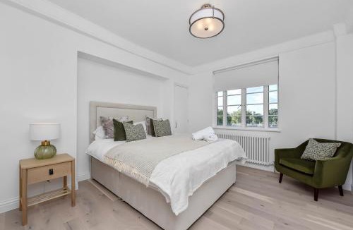 Warwick Apartment | 3 Bed- Buckingham Palace
