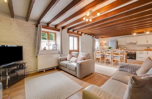 Bethania Cottage | 3 Bed in Aberaeron (oc-bow315)