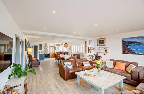Bwlchtocyn House | 3 Bed in Bwlchtocyn (oc-swnymo)