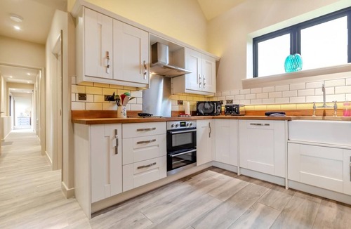 Halesworth Cottage | 3 Bed in Heveningham (oc-w29030)