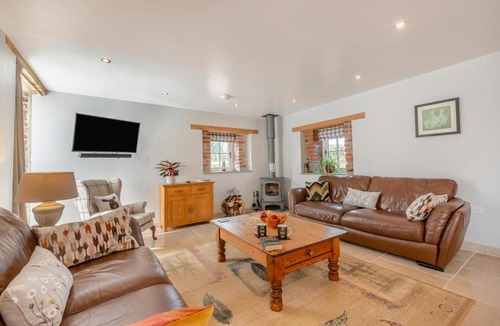 Porthyrhyd House | 3 Bed in Llanddarog oc-p30291