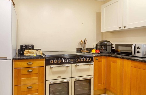 Llanfairfechan Cottage | 3 Bed in Llanfairfechan (oc-89646)