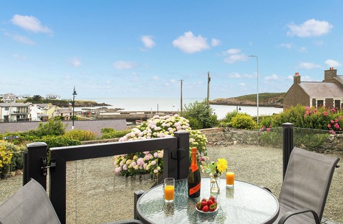 Cemaes Bay Cottage | 3 bedroom accommodation in Cemaes Bay