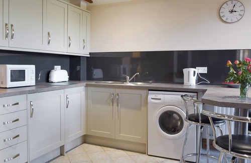 Llanddowror Cottage | 3 bedroom accommodation in Llanddowror, near Laugharne