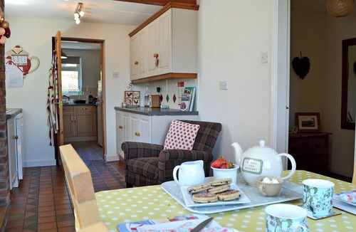 Beaumaris Cottage | 3 bedroom accommodation in Llangoed, near Beaumaris