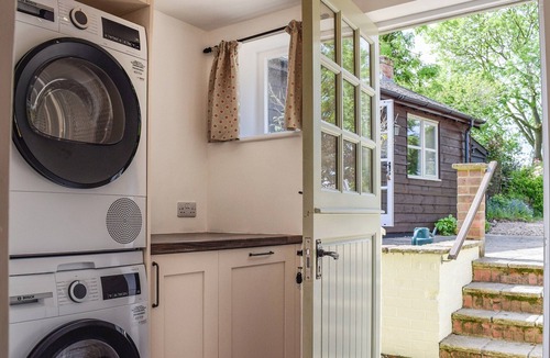 Padbury Cottage | 3 bedroom accommodation in Padbury, near Buckingham