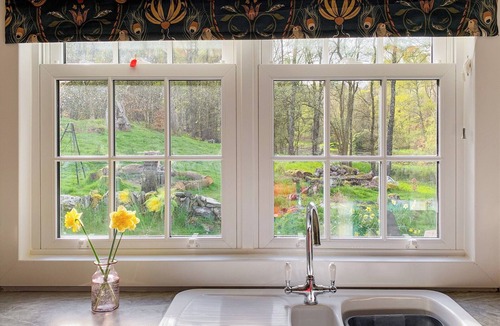 Comrie Cottage | 3 bedroom accommodation in Ross, near Crieff