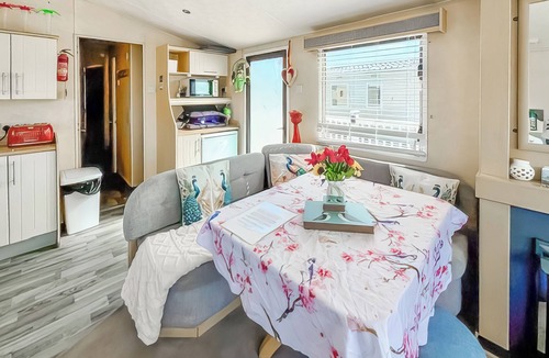 Kinmel Bay Cottage | 3 bedroom accommodation in Towyn