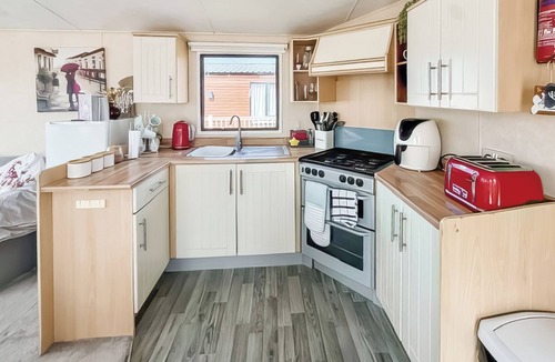 Kinmel Bay Cottage | 3 bedroom accommodation in Towyn