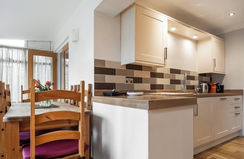 New Forest District Cottage | 3 bedroom accommodation in Brockenhurst, near Lyndhurst