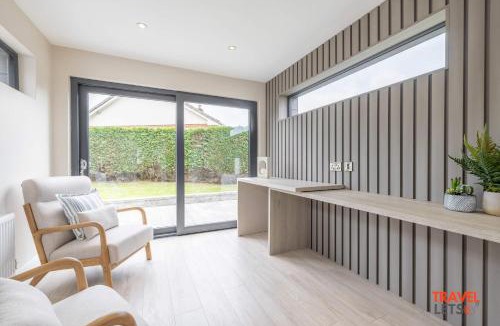 Templepatrick House | 3 Bedroom Luxury House By Travel Lets Self Catering Accommodation Templepatrick Near Airport