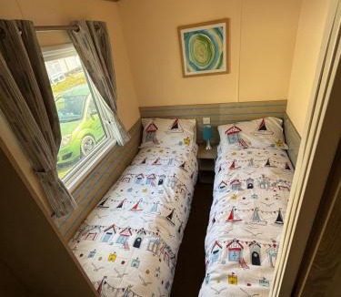 Brightlingsea Resort | 3 Bedroom Static Caravan Haven Orchard Holiday Village